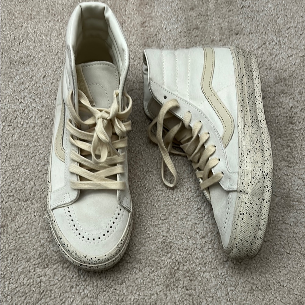 Vans Women's High-Top Sneakers in Cream and Beige